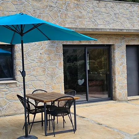 En Rez De Avec Terrasse アパート *